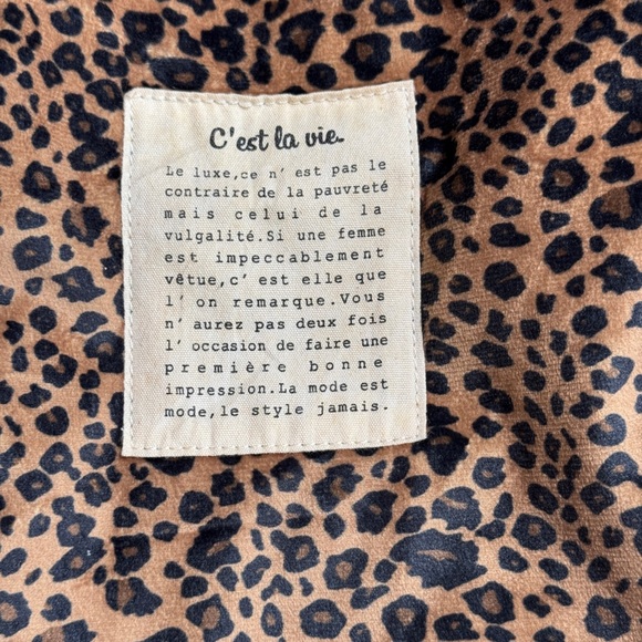 C'est La Vie Leopard Print Tote Bag - Picture 5 of 14